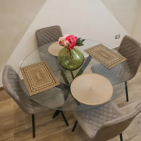 Luxury Regina 14 Bari