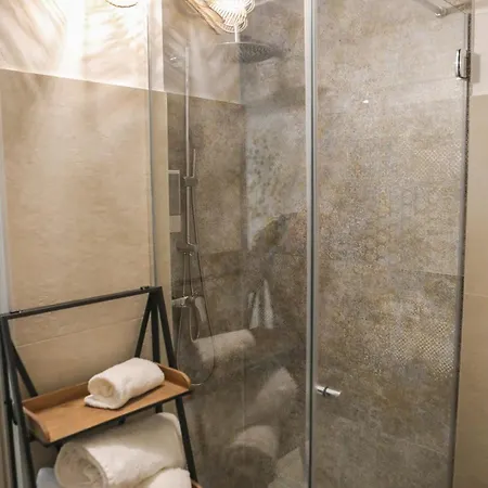 Lägenhet Luxury Regina 14