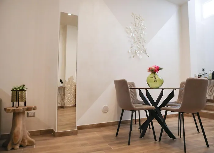 Luxury Regina 14 Apartment