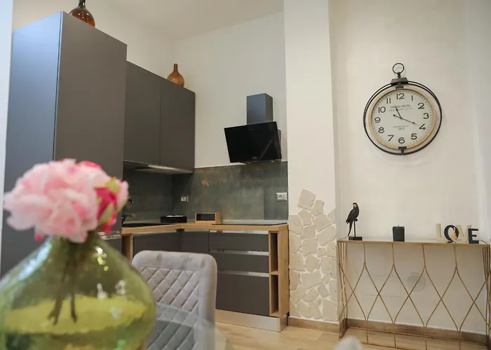 Apartamento Luxury Regina 14 *