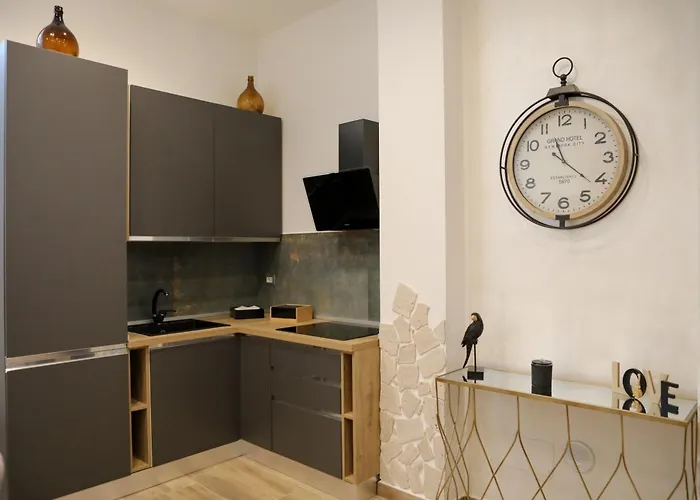 Luxury Regina 14 Bari